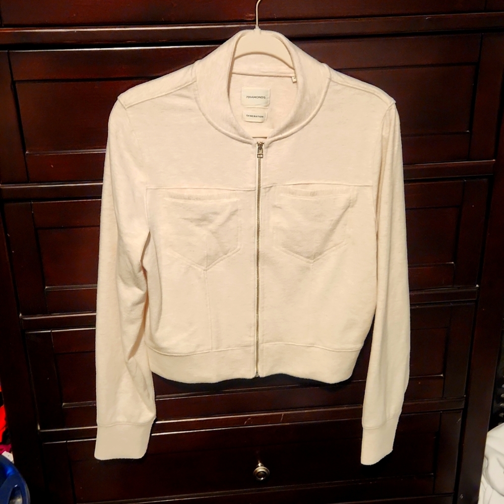7 Diamonds size medium cream full zip top
